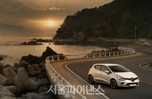 르노 클리오(CLIO)의 미디어 시승회가 15일 강원도 강릉에서 개최됐다. (사진= 르노삼성자동차)