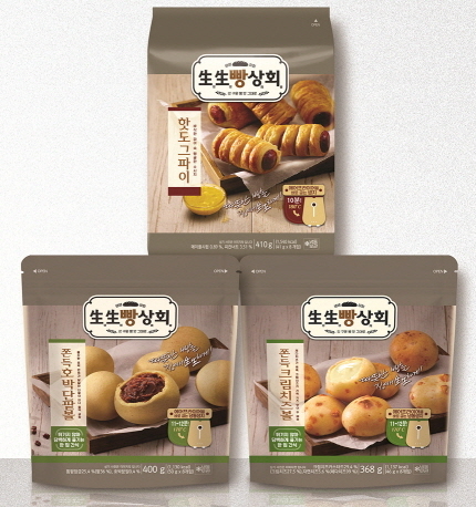 생생빵상회 핫도그파이·쫀득 호박 단팥볼·쫀득 크림 치즈볼 (사진=롯데제과)