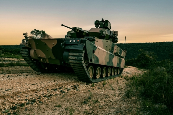한화디펜스가 호주에서 공개한 미래형 보병전투장갑차 레드백 (사진=한화디펜스)