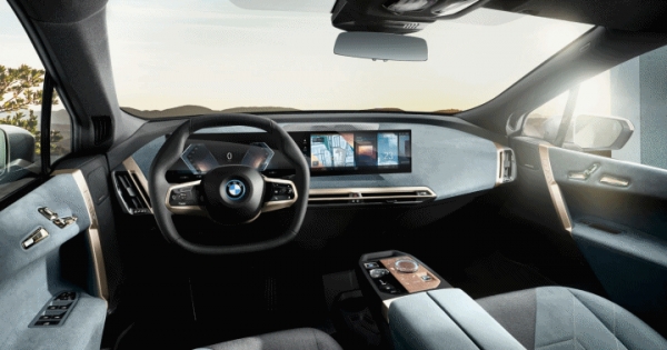 BMW가 차량과의 상호 작용(interaction)을 강화한 차세대 인포테인먼트 시스템 8세대 BMW iDrive를 공개했다. (사진= BMW코리아)