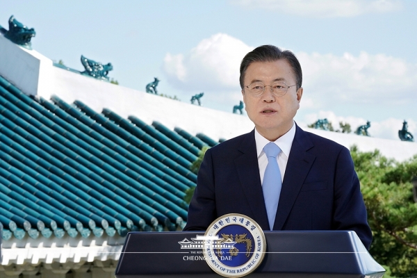문재인 대통령이 7일 제2회 푸른 하늘의 날을 맞아 녹화된 영상을 통해 기념사를 전하고 있다. (사진=청와대)