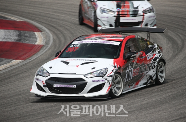 엔페라 GT-300 3라운드 결승전에서  (사진= 권진욱 기자)
