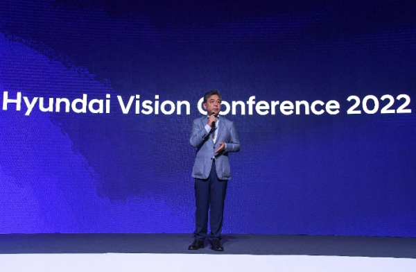 지난 3일 열린 '현대 비전 컨퍼런스(Hyundai Vision Conference)'에서 현대자동차 대표이사 장재훈 사장이 환영사를 하는 모습. (사진=현대차)