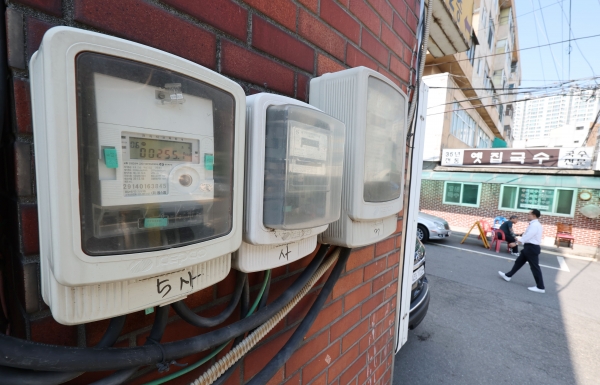 서울 시내 한 건물의 전자식 전력량계 모습. (사진=연합뉴스)