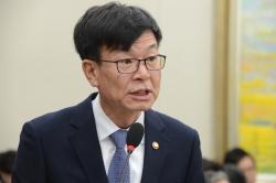 김상조 "경쟁법 발전 위해 법원에 적극 협조할 것"