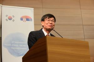 김상조 "나는 재벌을 좋아한다···한국 경제의 소중한 자산"