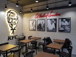 KFC 철산역점 개장