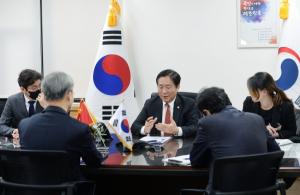 성윤모 장관, 中 상무부와 기업인 이동‧교역 확대 논의