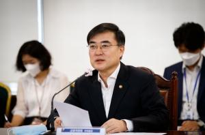 손병두 "기후변화 따른 금융리스크, 제도적 대응책 마련"