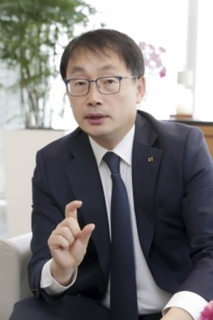 국회의원 '쪼개기 후원' 구현모 KT 대표 벌금 1000만원