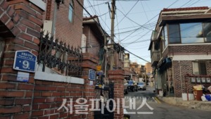 폭우 취약한 반지하 주택, 서울서 사라진다···"건축 전면불허"