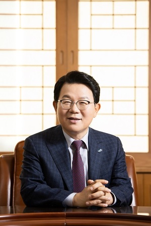 [신년사] 김광수 은행연합회 회장 "리스크 관리가 최우선"