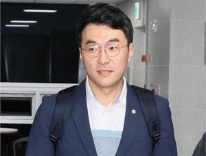 김남국, '코인 로비' 의혹 "황당무계"···與 "투기로운 의원생활"