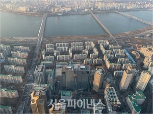서울 아파트값 바닥론 '솔솔'···전문가 "반등 전망은 '글쎄'"