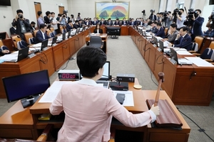 '실손보험 청구 간소화법' 국회 정무위 통과