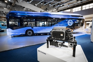 현대차, '버스월드 2023'서 수소전기 시내버스 '이-웨이 H2' 공개