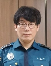 LG의인상 수상한 박강학(57) 부산 강서경찰서 경감 (사진=LG복지재단)