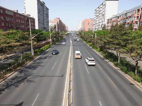 지난달 26일(현지시간) 코로나19로 차량이 크게 줄어든 중국 수도 베이징의 도로. (사진= 연합뉴스)