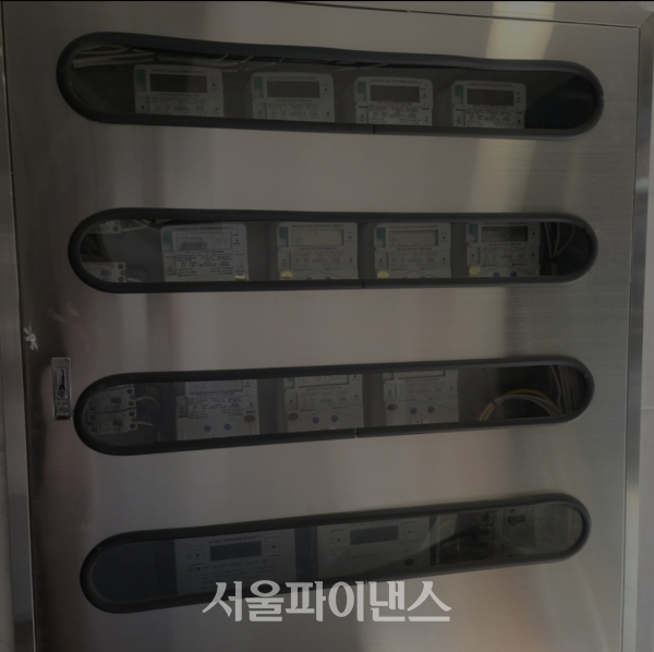 서울 시내 한 빌라 내에 설치된 전기 계량기 모습.(서울파이낸스DB)