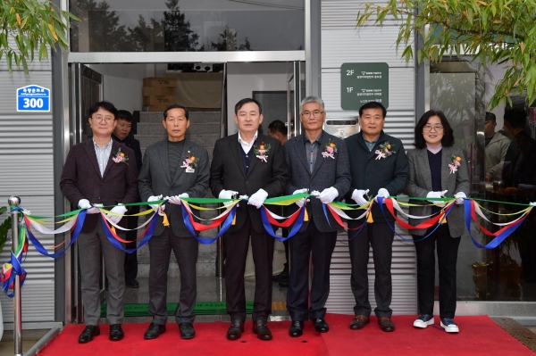 담양군이 지난 15일 '담양애 건강한우' 종합지원센터 개소식 및 시식회를 개최했다. (사진=담양군)