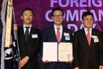 신한銀, '외국기업의 날' 금융기관 대통령 표창