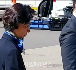 '폭언·폭행 혐의' 이명희, 이틀 만에 경찰 재소환