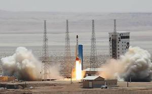 이란, 자체개발 인공위성 발사···"궤도 진입엔 실패"