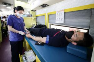 한국마사회, 코로나19 극복 위한 헌혈 행사