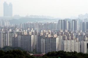'유동성+규제 여파'···누를수록 튀는 서울 아파트값