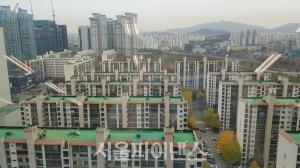전국 아파트 전세가율 70.2%···서울은 57.3%