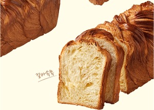 [신상품] 뚜레쥬르 '72겹의 정성 데니쉬 식빵'
