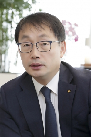 구현모 KT 대표, 연임 의사 표명